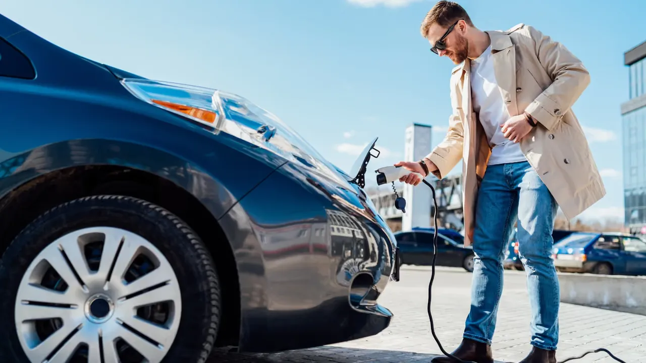 Elbilens batterier: Från bly till litium